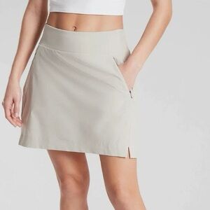 Athleta NWT Soho Mini Skort Wrinkle Resistant Abalone Baige Size 14